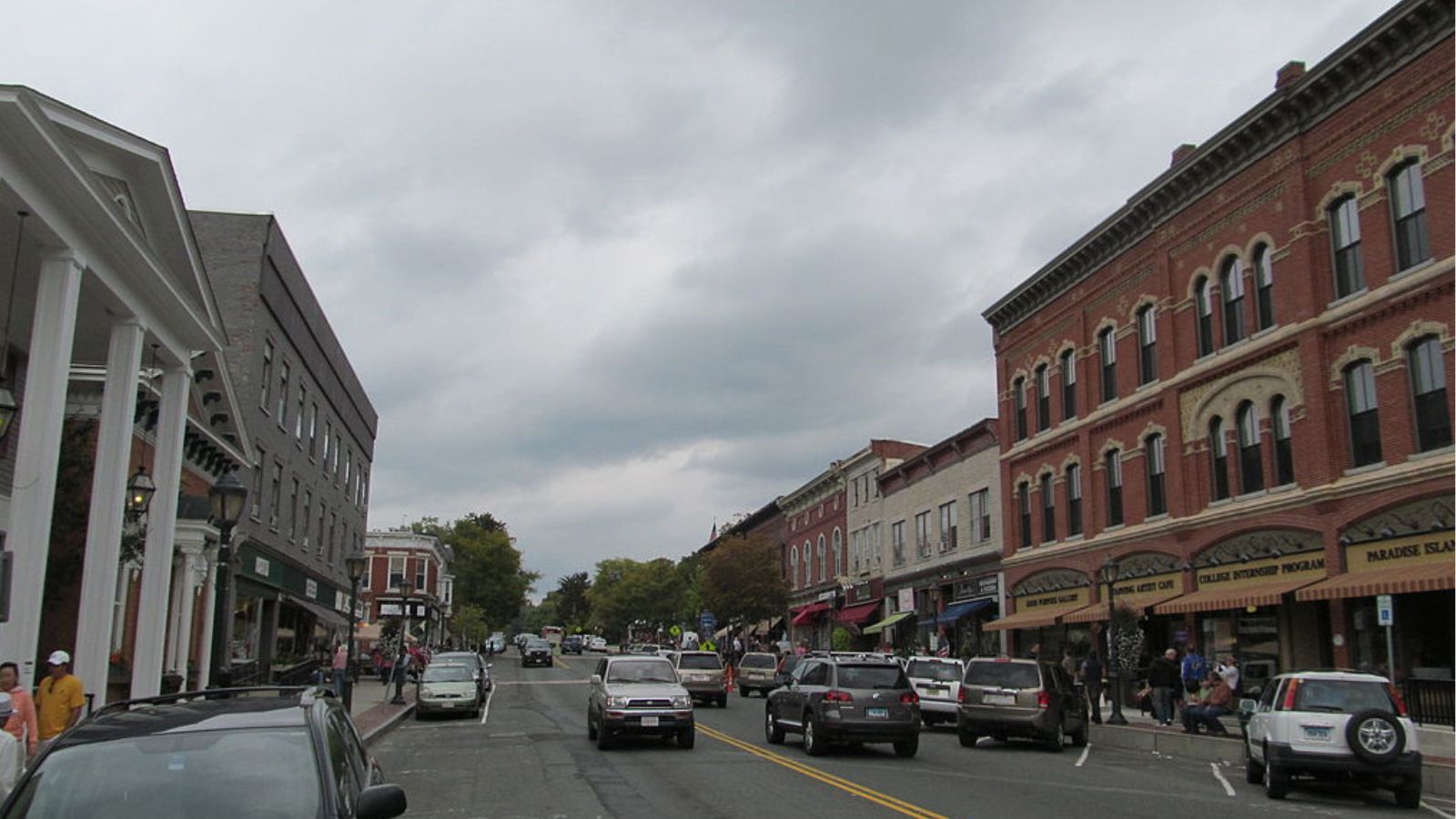 Lee Town Image