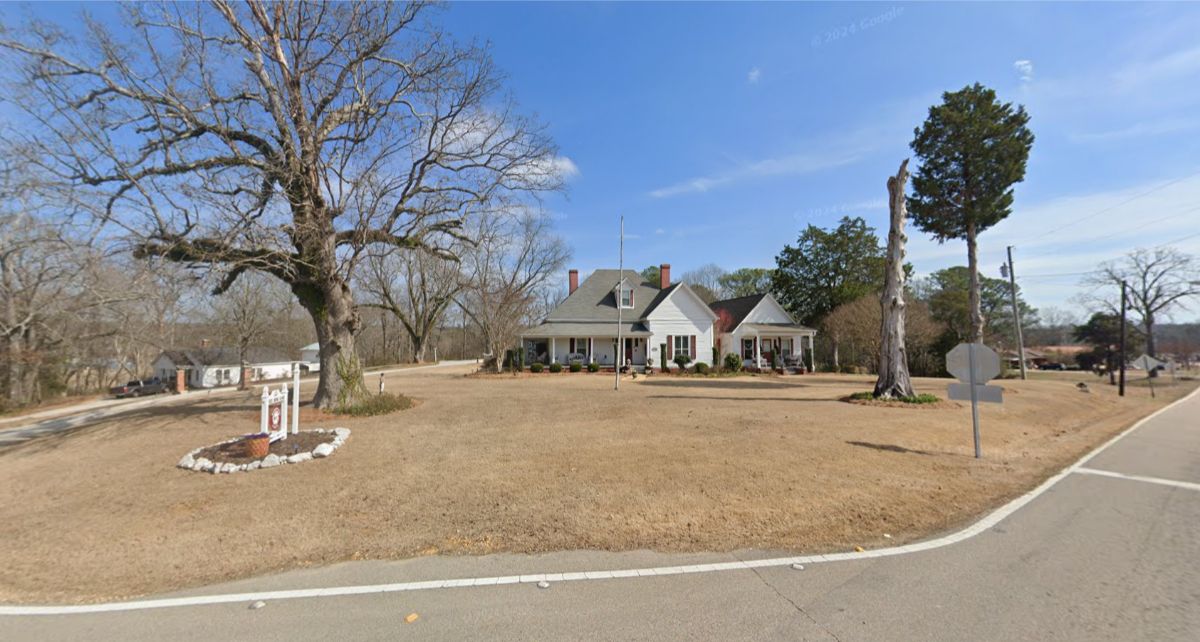 25 Secluded Towns Scattered Through the Hill Country and Valleys of ...