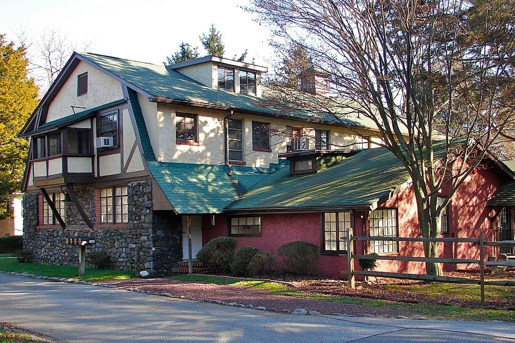 Arden Town Image