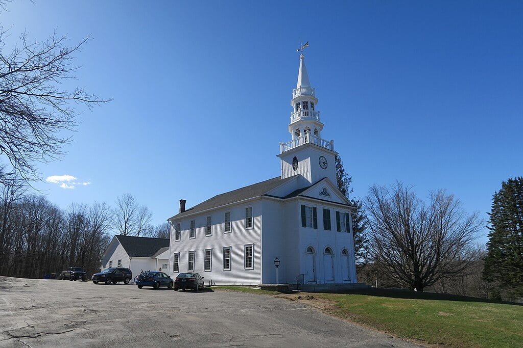 Warren Town Image