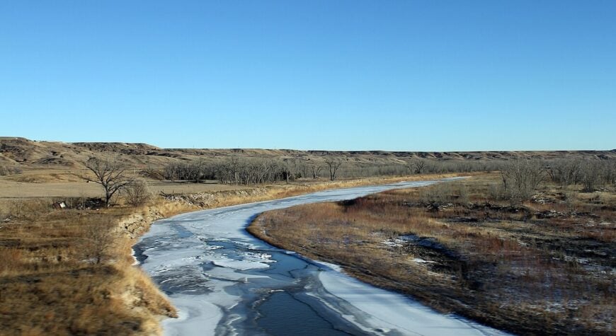 The current image has no alternative text. The file name is: Cheyenne_River.jpg