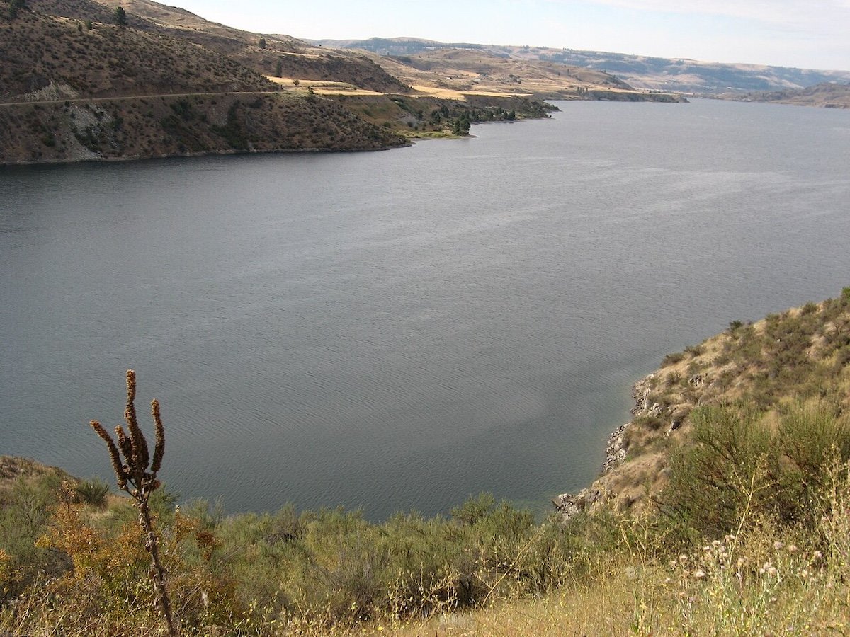 25 Secluded Towns Shaped by Borders and Backroads in Northeast Washington State