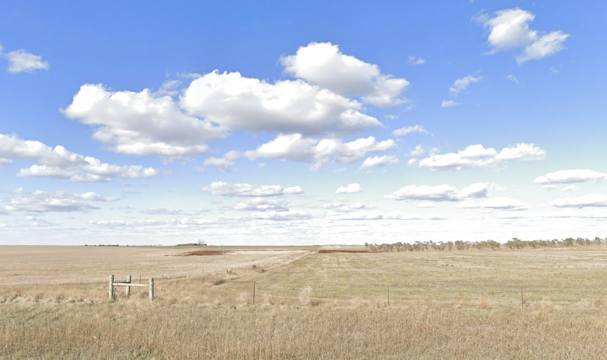 Journey Through 25 Secluded Towns Stretched Across the Wide Plains of Northwest South Dakota