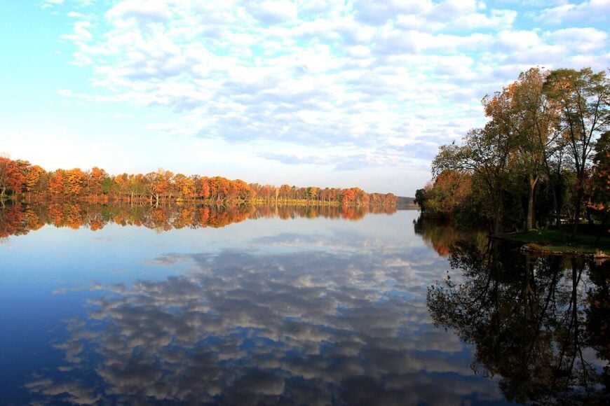 The current image has no alternative text. The file name is: Red_Millpond_River_Raisin_Tecumseh_Michigan.jpg