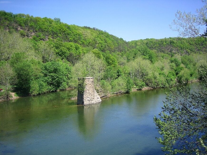 The current image has no alternative text. The file name is: South_Branch_Potomac_River_Millesons_Mill_WV_2007_05_07_01.jpg