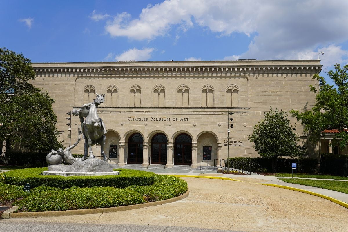 Front Entrance to the Chrysler Museum of Art.