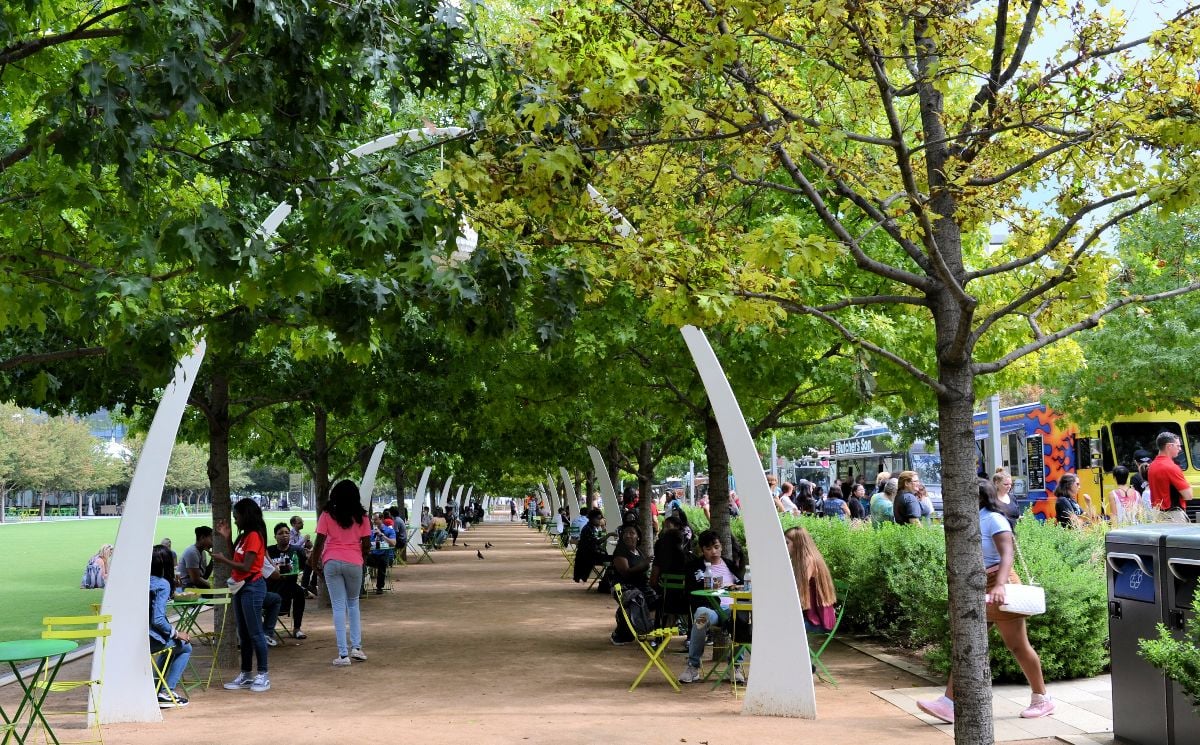 Klyde Warren Park Food Trucks