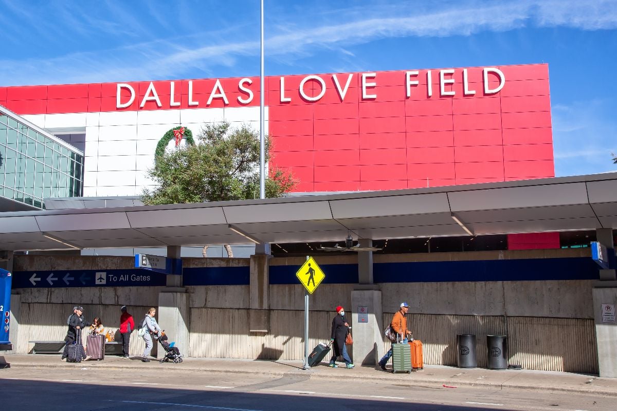 Exterior of Dallas Love Field airport.
