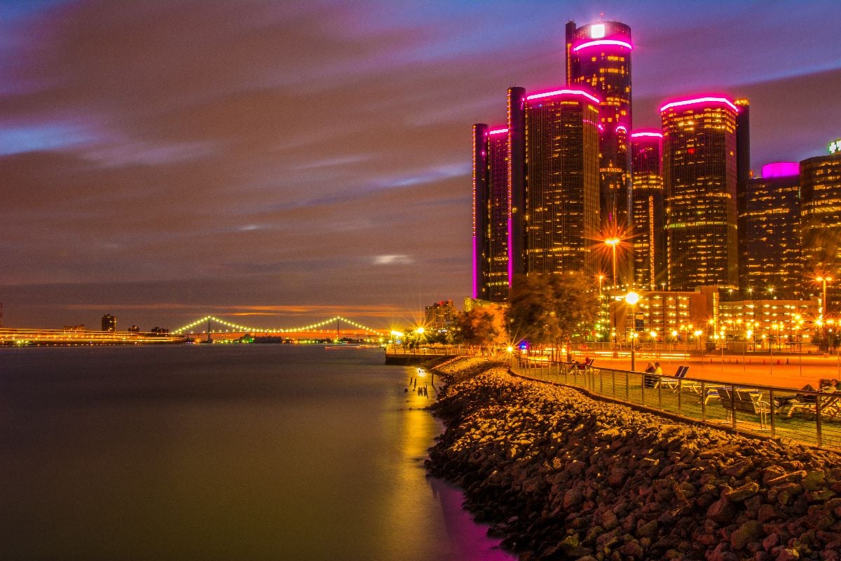 Detroit Riverwalk at night time.