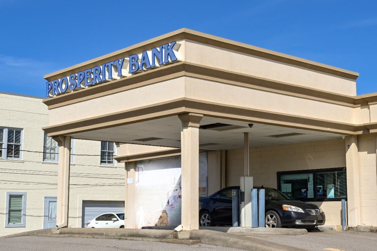 Texas drive-thru bank