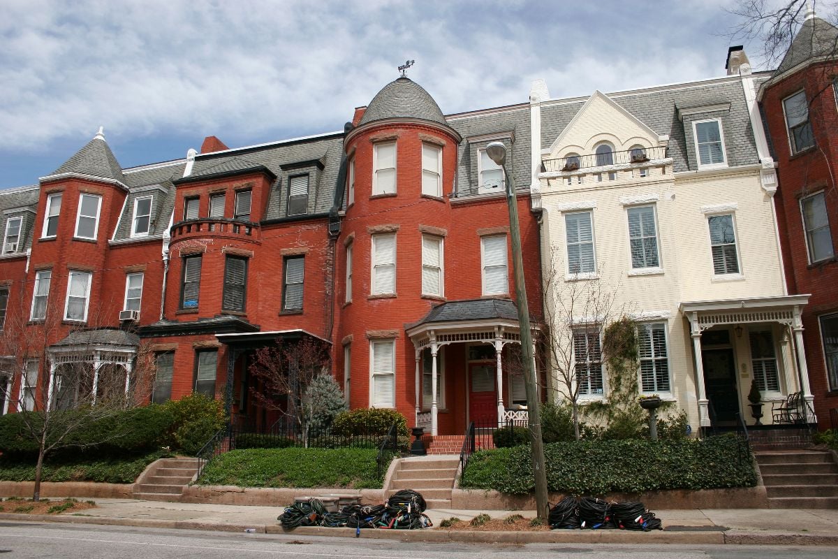 Row houses from the early 20th century on Monument avenue.