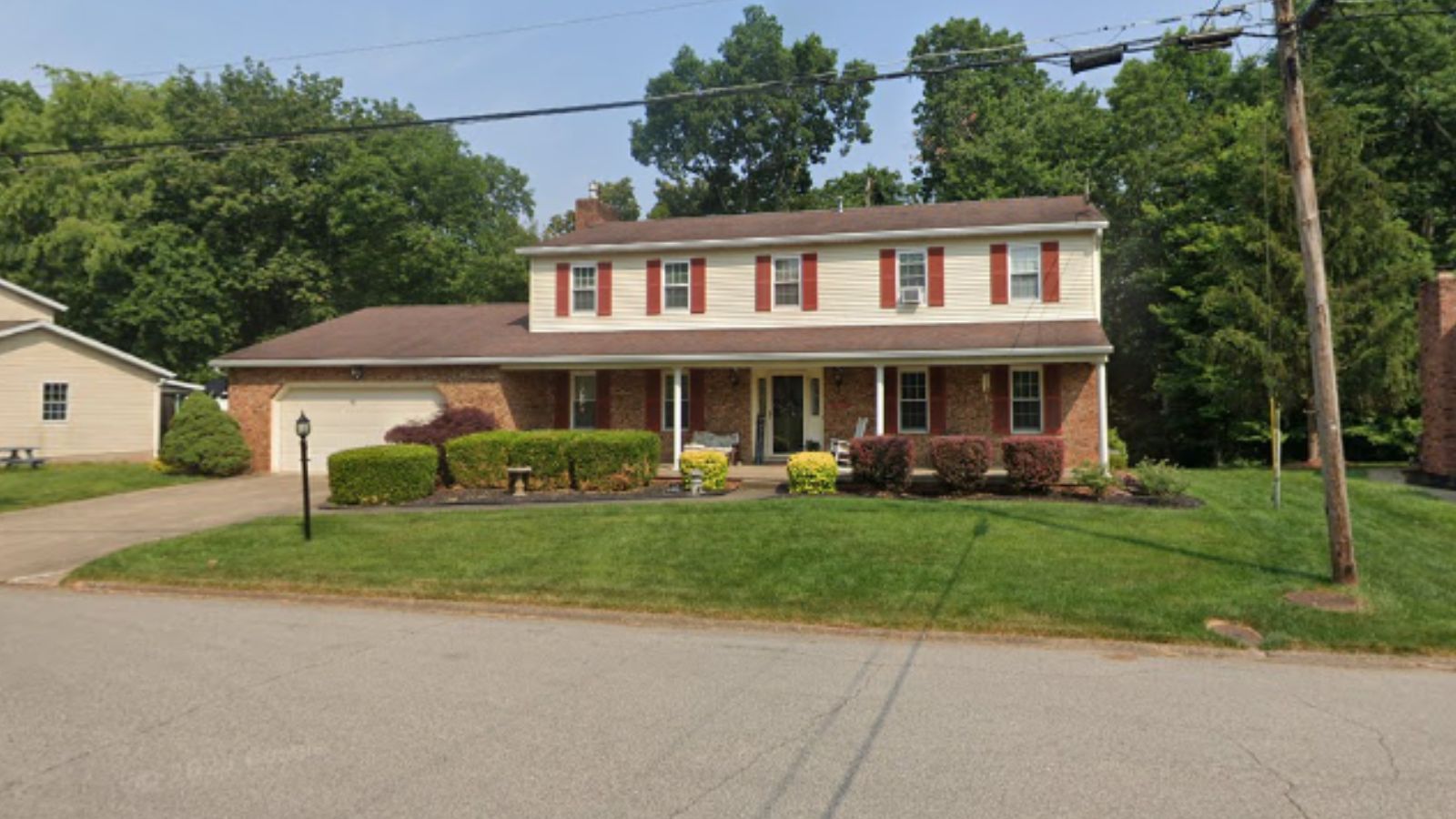 North Hills Town Image