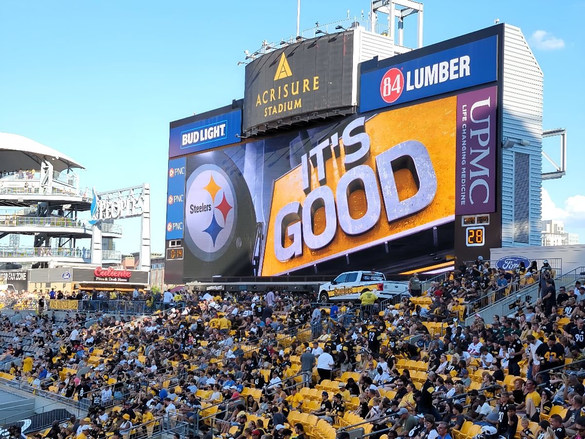 The Jumbo Tron at the Steelers game at Acrisure Stadium.