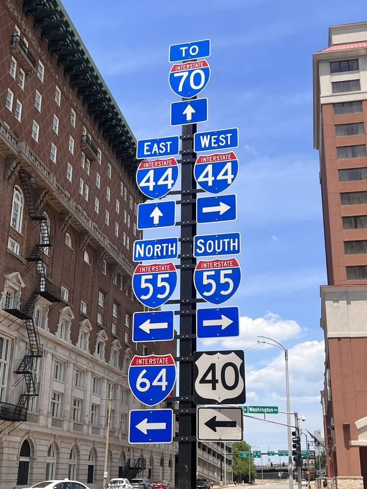 St. Louis Missouri street signs.