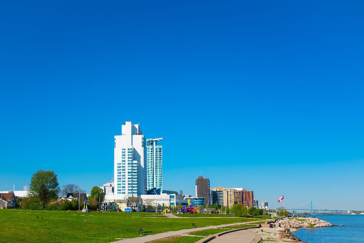 Windsor skyline on border with US.