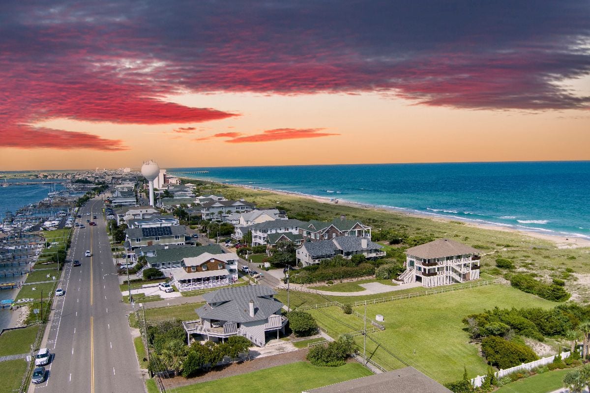 Aerial view of Wrightsville beach houses.
