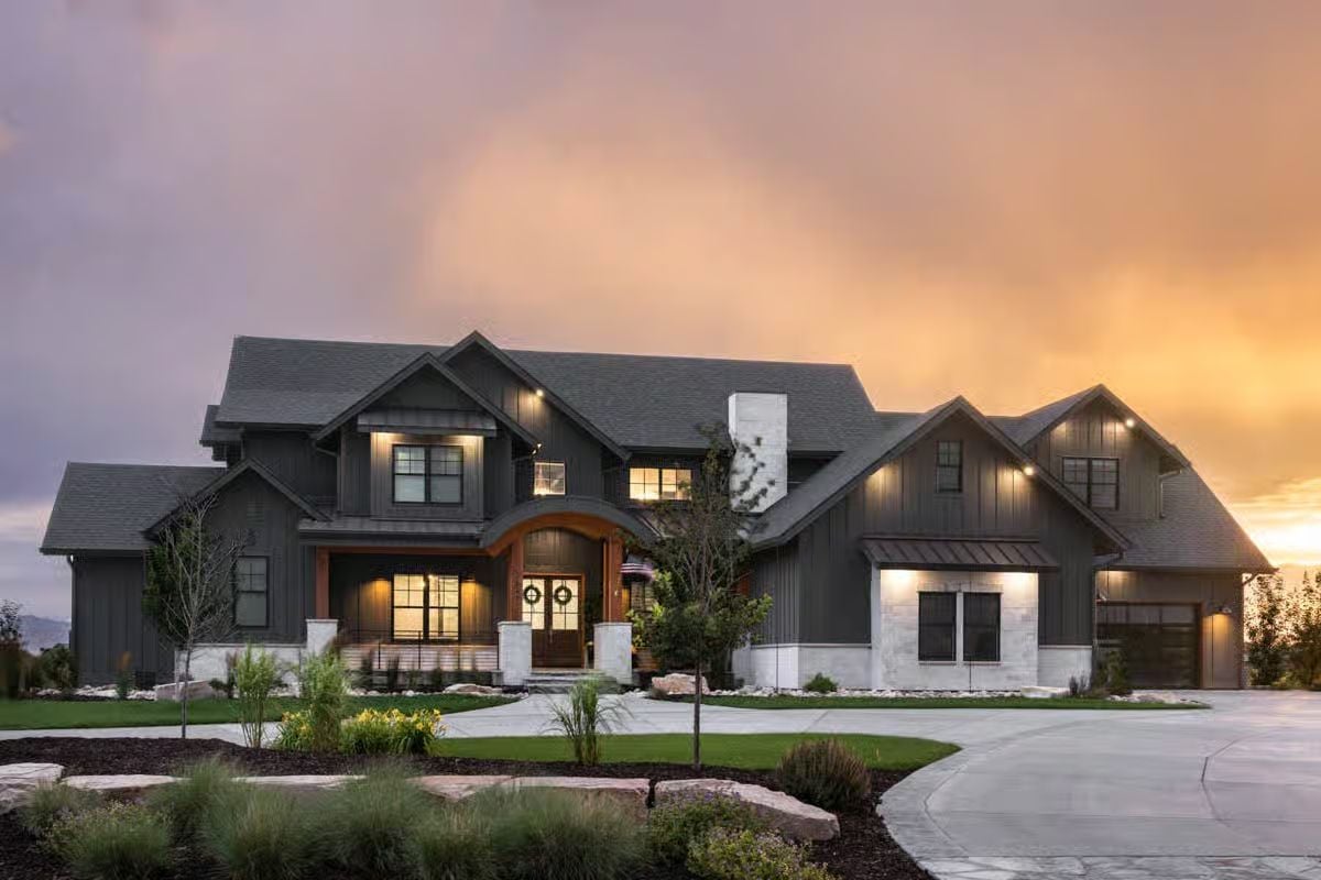 Farmhouse-Style 5-Bedroom Home with Balcony and Loft (Floor Plan)