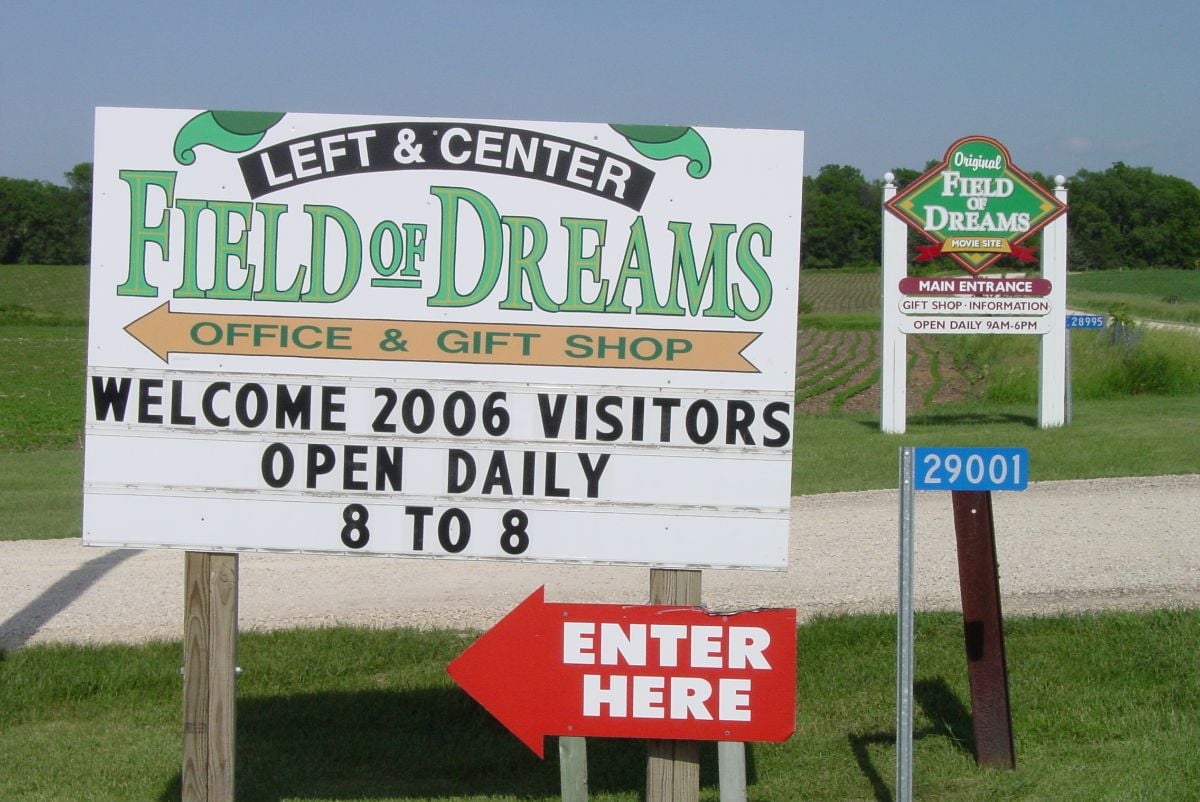 Two signs, two entrances, shortly before the 2007 merging of the two properties.