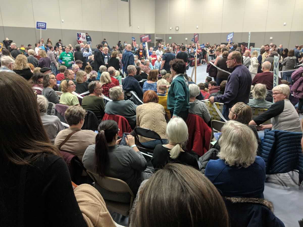 Iowa caucus precinct 15 in Ames (2020) during first alignment.