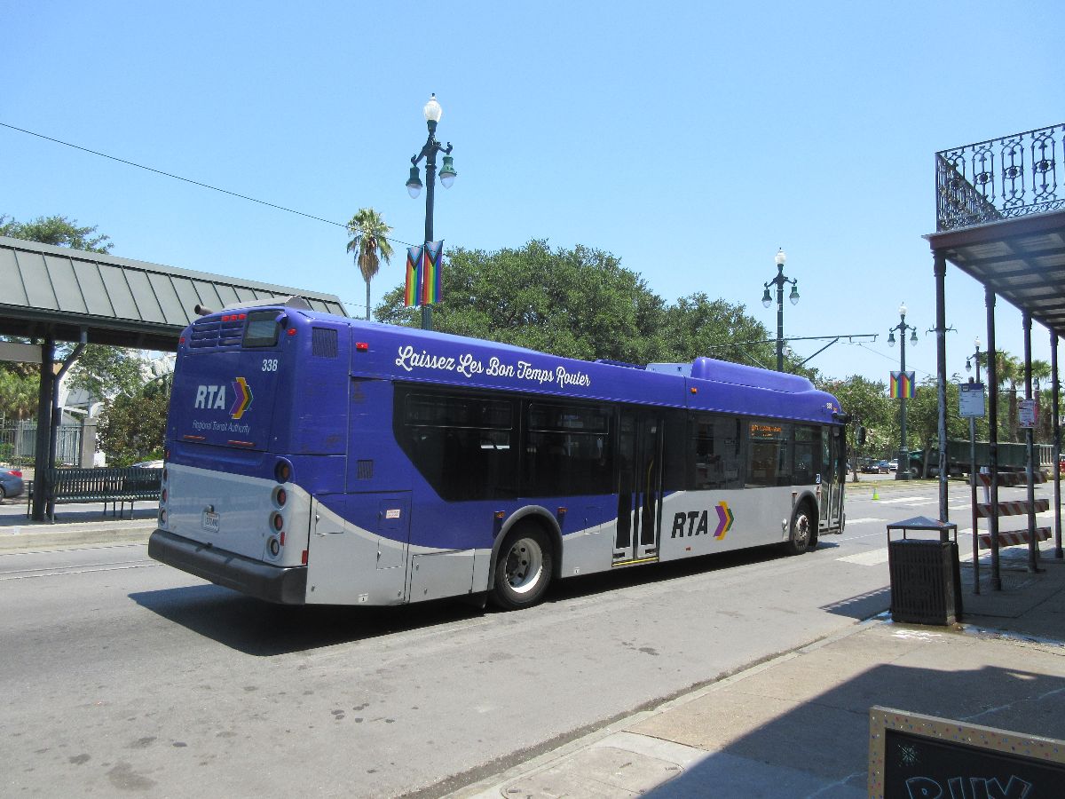 "Laissez les bon temps rouler" inscription on a New Orleans Regional Transit Authority bus.