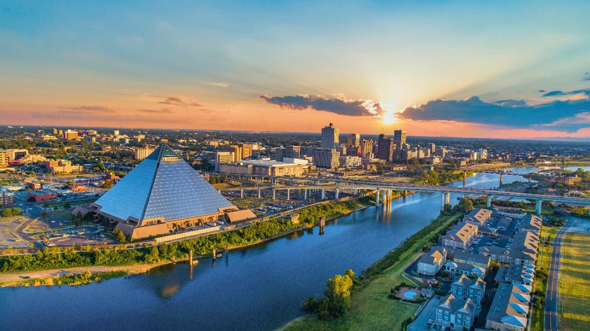 Aerial view of Memphis downtown skyline.