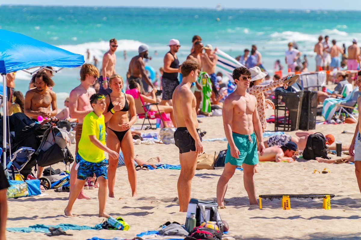 Crowds on Fort Lauderdale Beach Florida during spring break.