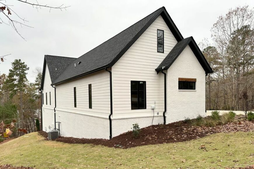 4-Bedroom Transitional Ranch with Wet Bar and Walkout Basement (Floor ...
