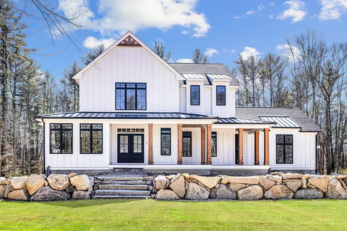 Southern Farmhouse-Style 4-Bedroom Home with Wraparound Porch and Jack & Jill Bath (Floor Plan)