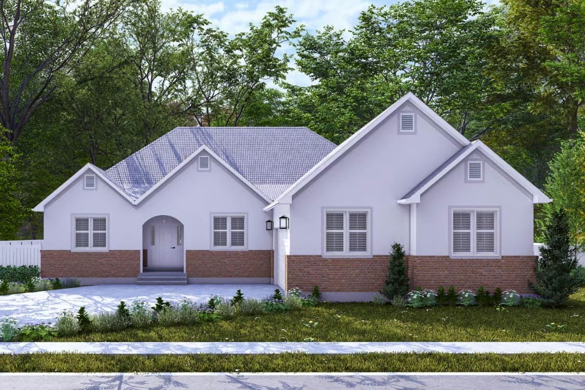 Traditional 6-Bedroom Ranch with Courtyard Garage and Optional Basement (Floor Plan)