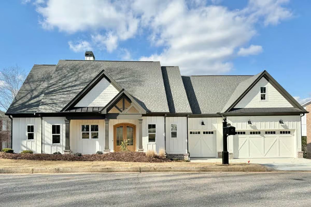 3-Bedroom Modern Farmhouse Craftsman with Walkout Basement and Bonus Room (Floor Plan)