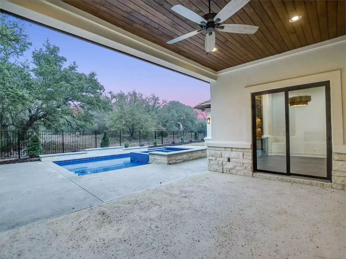 Outdoor Living Space