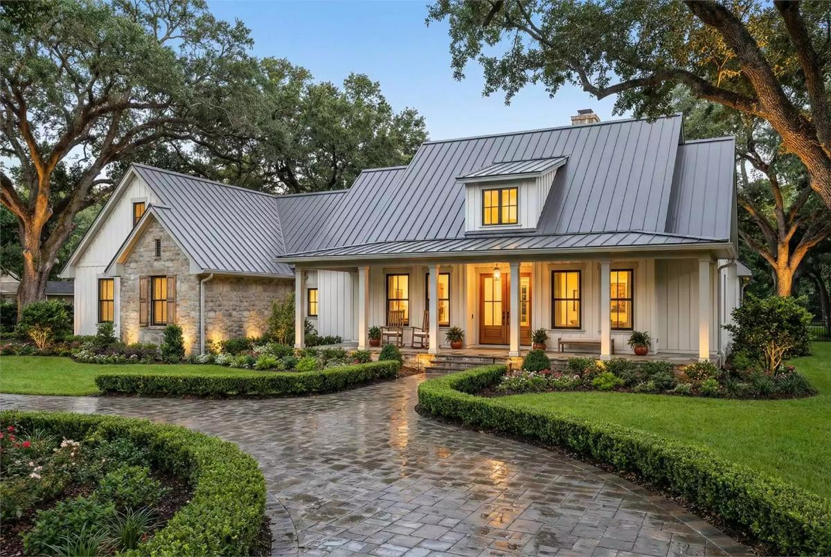 Andersonville 3-Bedroom Farmhouse-Style Home with Bonus Room and Wraparound Porch (Floor Plan)