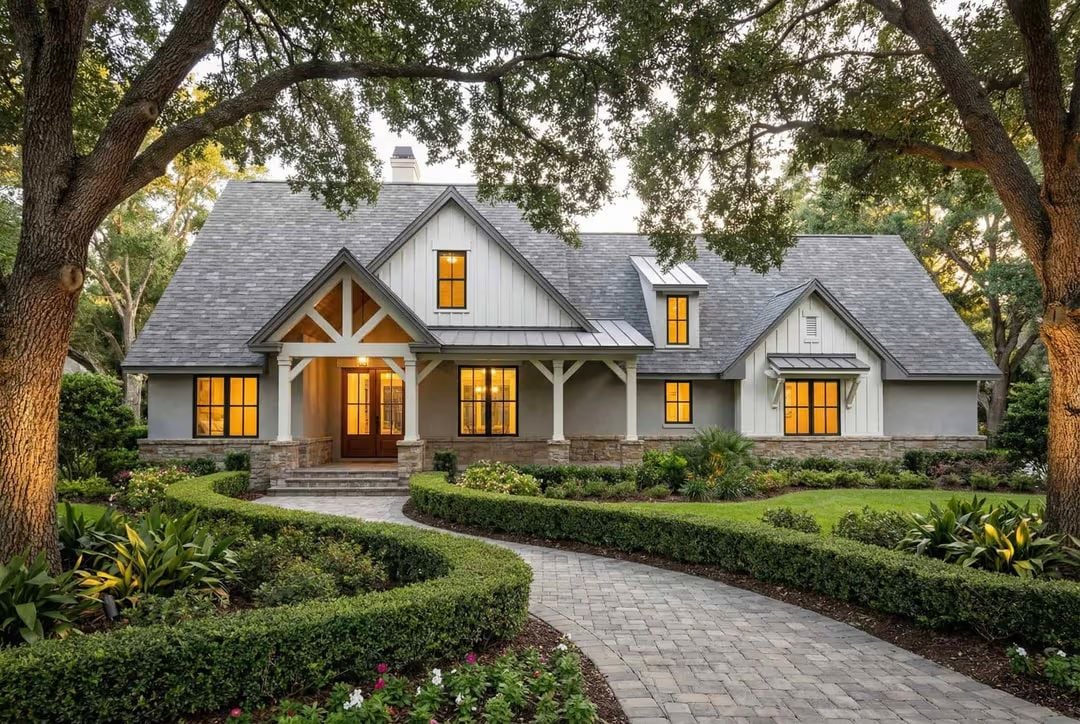 Farmhouse-Style 3-Bedroom Cottage with Loft and Bonus Room (Floor Plan)