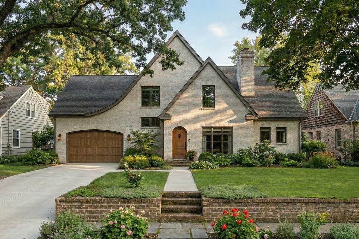 European-Style Cottage with Jack & Jill Bath and 3 Bedrooms (Floor Plan)