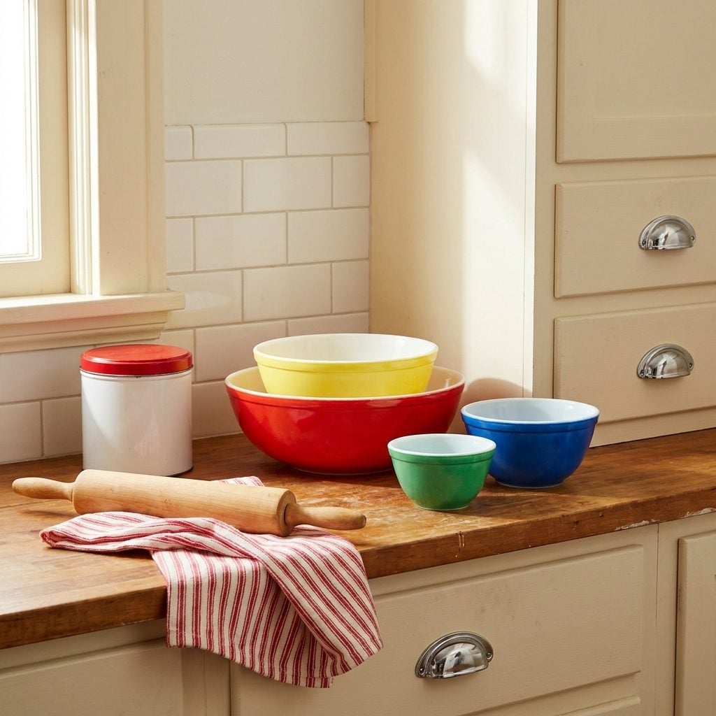 The Pyrex Nesting Bowl Set in Primary Colors That Took Up the Whole Shelf