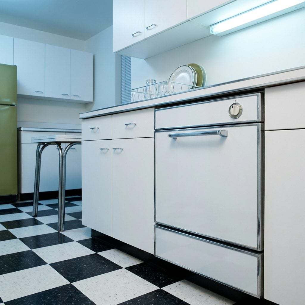 Early Dishwashers That Sounded Like a Cement Mixer and Took Three Hours to Run