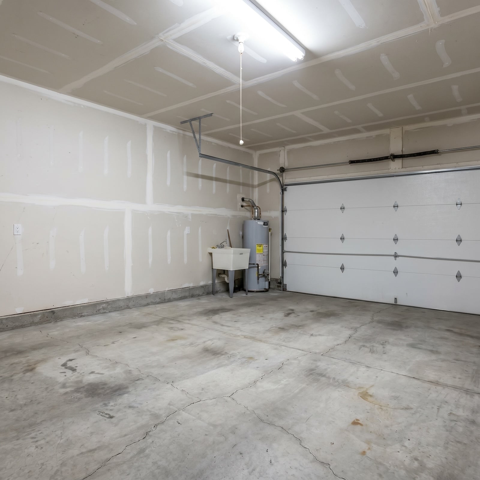She Wanted to Turn the Garage Into the Ultimate Father’s Day Man Cave — AI Delivered These Genius 27 Before and After Designs
