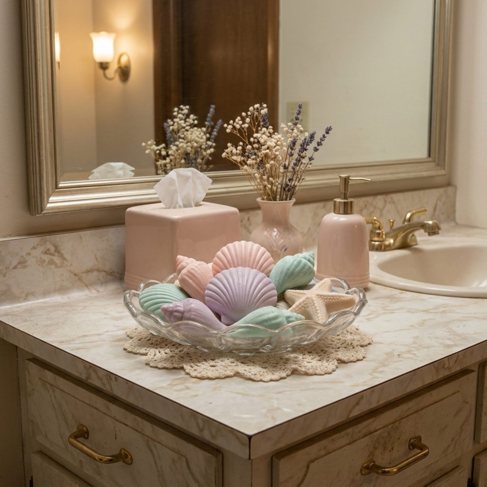 36 Bathroom Features from the 1970s That Made Families Weirdly Proud of Their Bathrooms