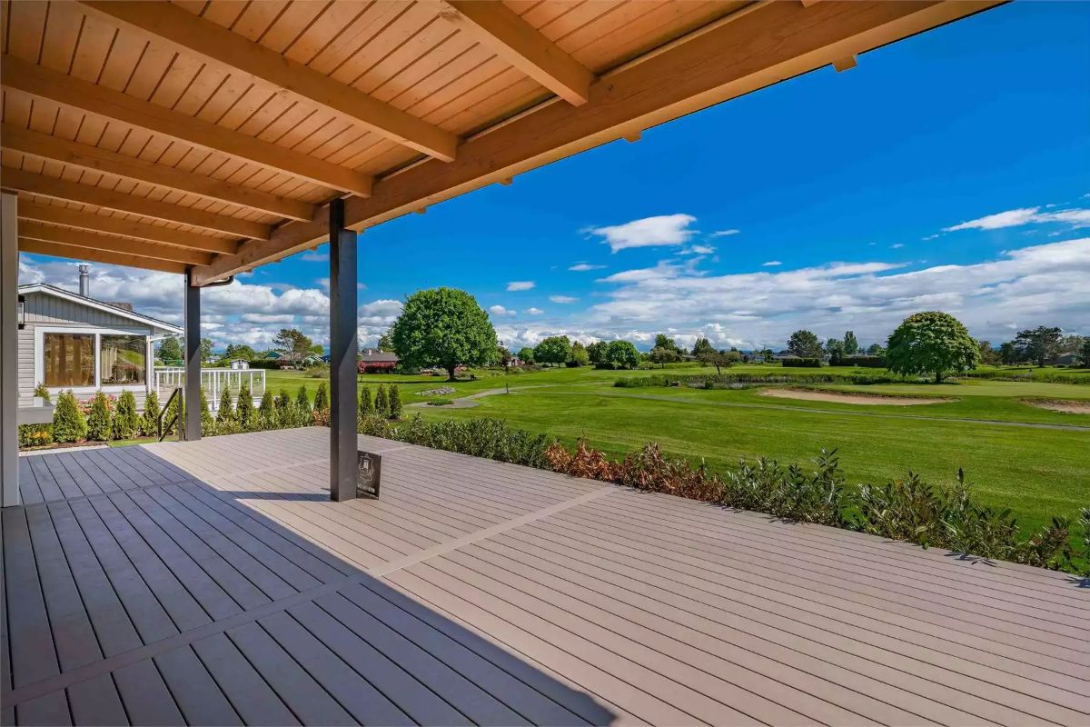 Covered Deck Overlooking a Sand-Trapped Golf Fairway