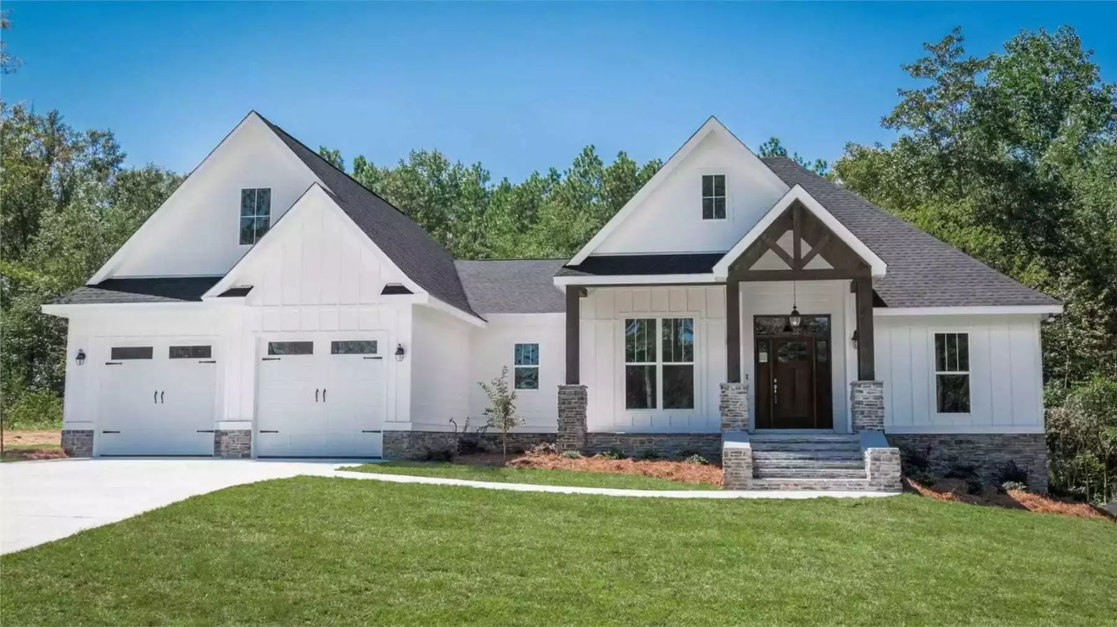 Ranch-Style 3-Bedroom Melville Home with Dual Porches and Bonus Room (Floor Plan)