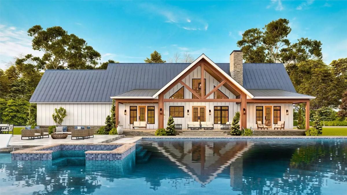 Warm Timber Framing and a Pool That Mirrors It All Back