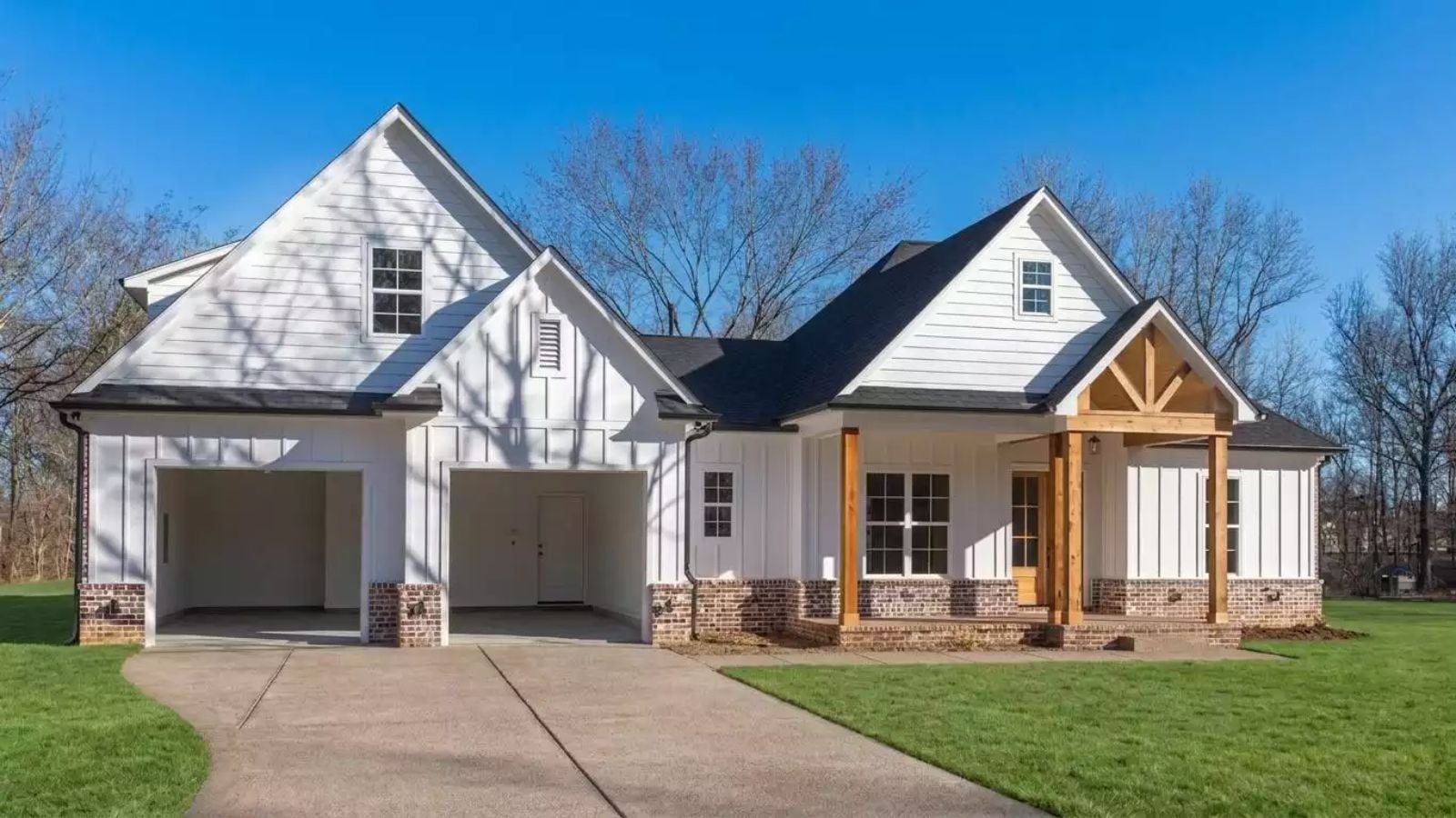 4-Bedroom Woodhill Ranch with Bonus Room and Open-Concept Living (Floor Plan)