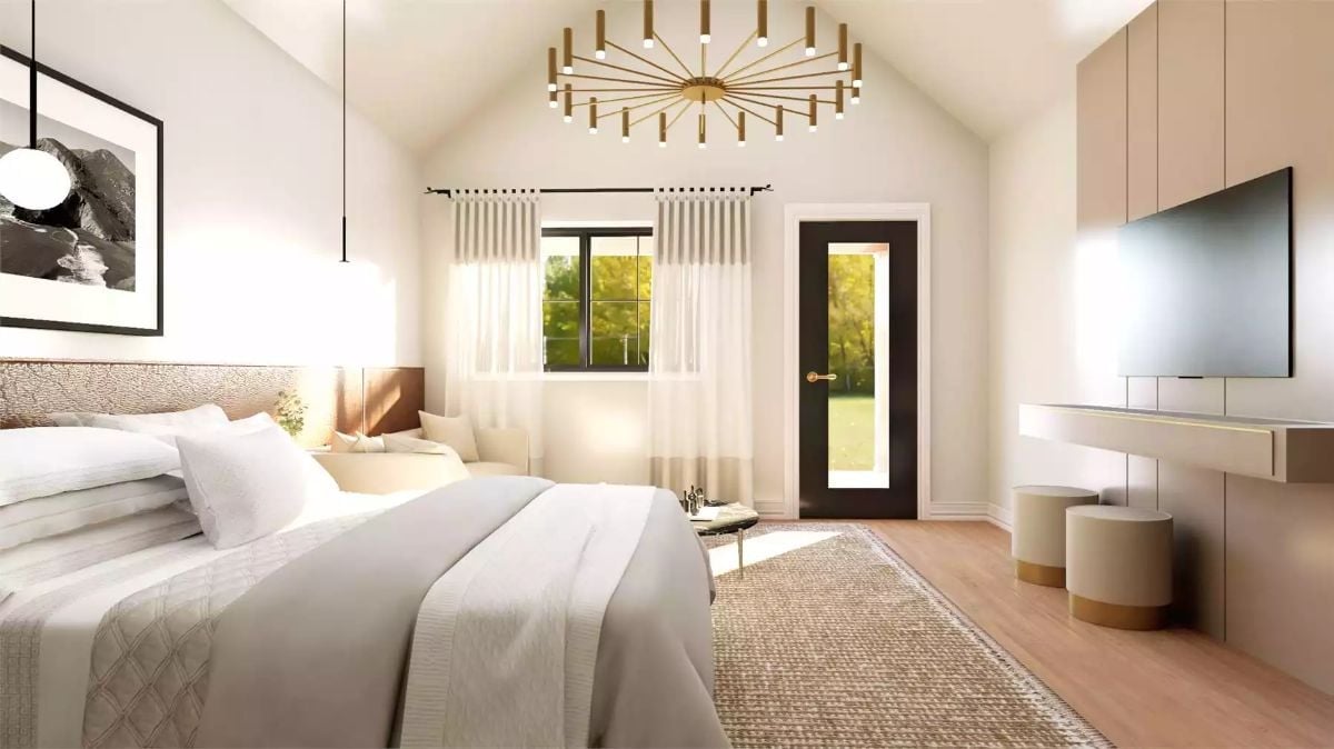 Vaulted Ceilings and a Sputnik Chandelier Make Every Inch Count