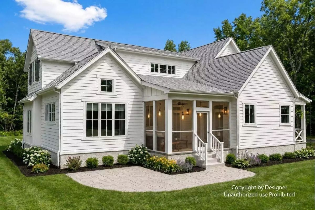 Screened Porch with Edison Pendants Pulls the Whole Backyard Into Focus