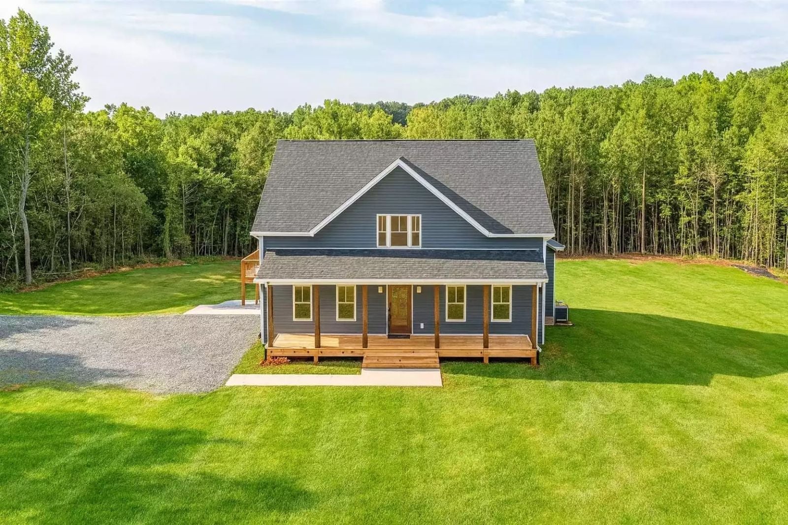 Alderwyck Avenue 3-Bedroom Country Home with Covered Front Porch Designed for Homeowners Who Believe in Front Porches and Friendly Neighbors (Floor Plan)