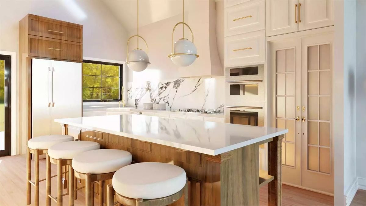 Marble, Warm Wood, and Gold Hardware Pull This Kitchen Together