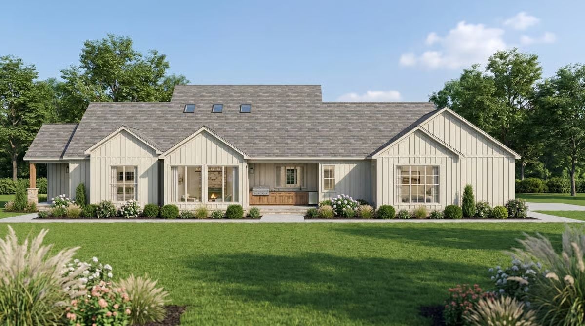 Grilling Porch That Actually Has Room to Cook and Breathe