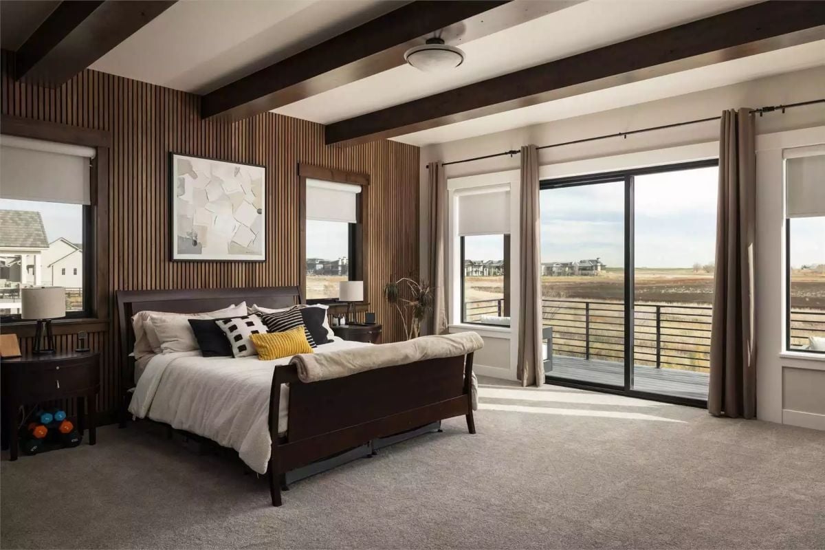 Exposed Beams, Slatted Wood, and a View Straight Out to Open Prairie