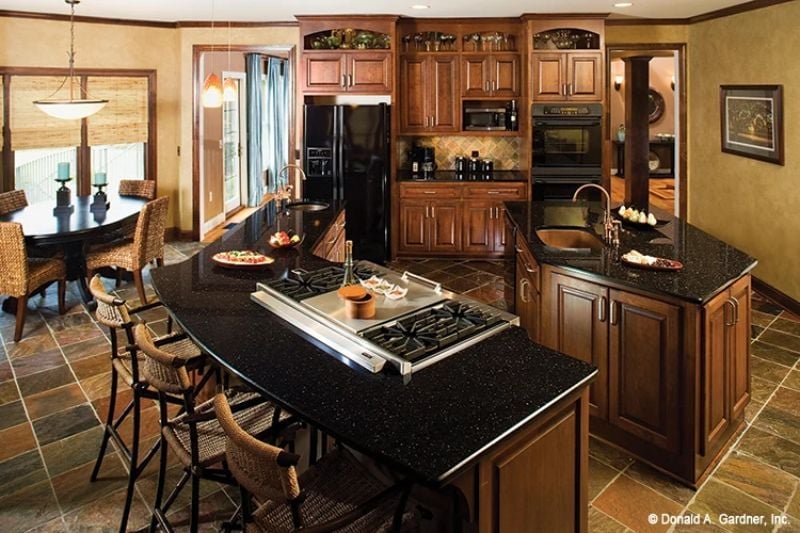 Black Granite, Rangetop Island, and Cabinet Storage That Actually Delivers