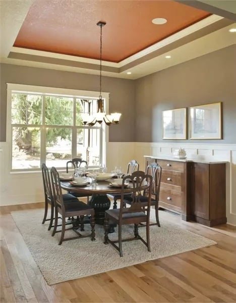 Burnt Orange Tray Ceiling Turns a Simple Dining Room Into Something Worth Sitting In